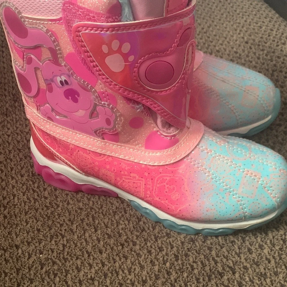 NWOT- Magenta Kids Pink and Blue Rain & Snow Boots